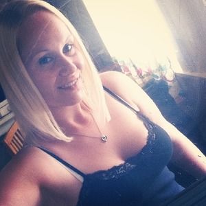 Meet your Posher, Leeann